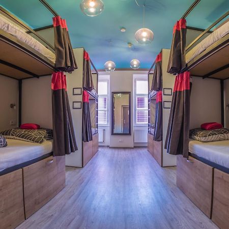 The Roadhouse Prague Hostel Εξωτερικό φωτογραφία