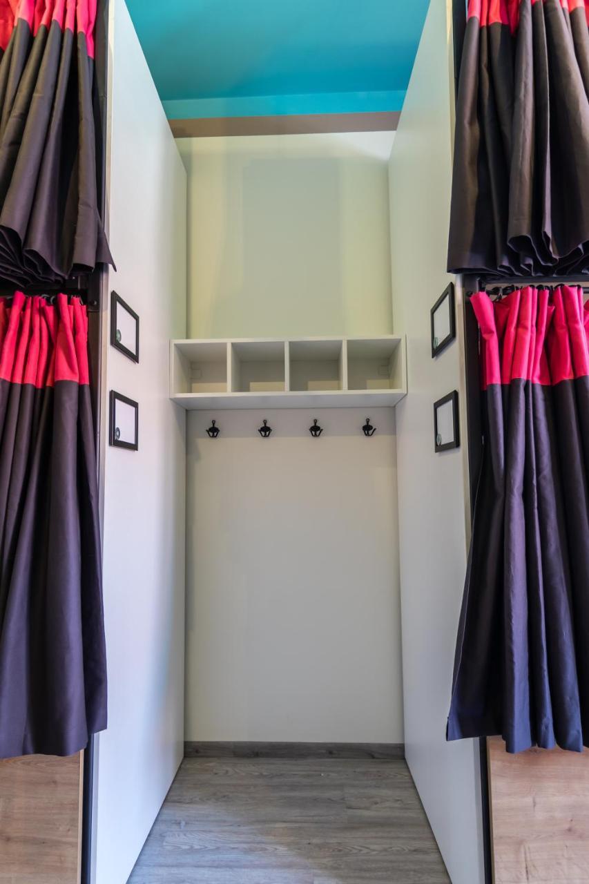 The Roadhouse Prague Hostel Εξωτερικό φωτογραφία